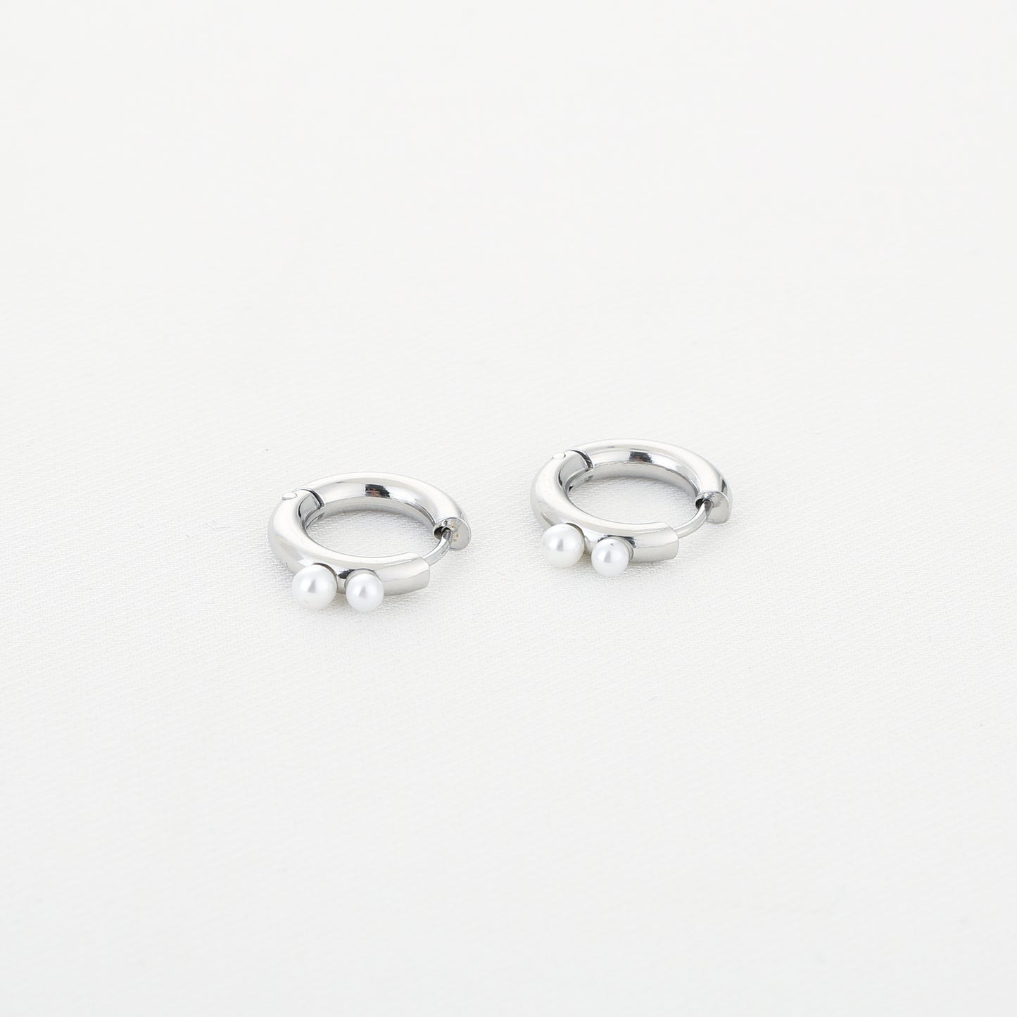 Classy Pearl Hoop Earring Silver