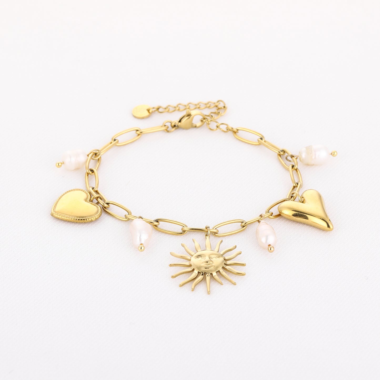 Bedels en parel armband